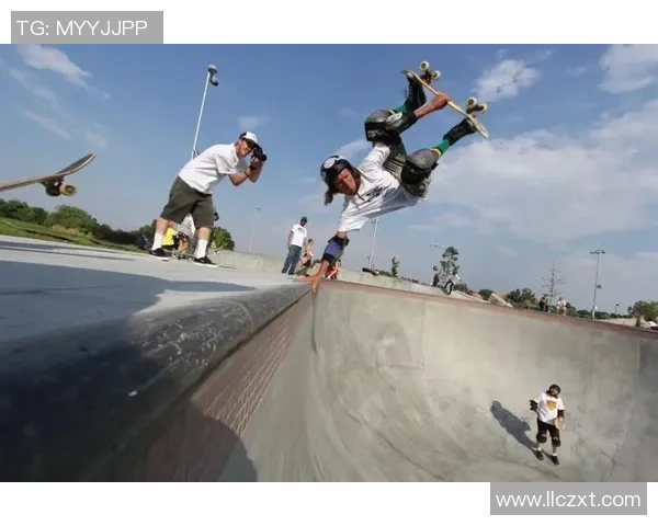 武汉滑板队比赛经验的变革与热议背后的故事与启示